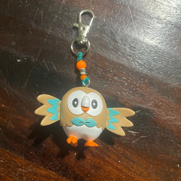 Handmade Rowlet Keychain - Picture 2 of 3